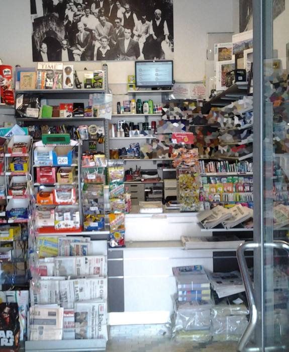 Tabaccheria Cartoleria Edicola Profumeria