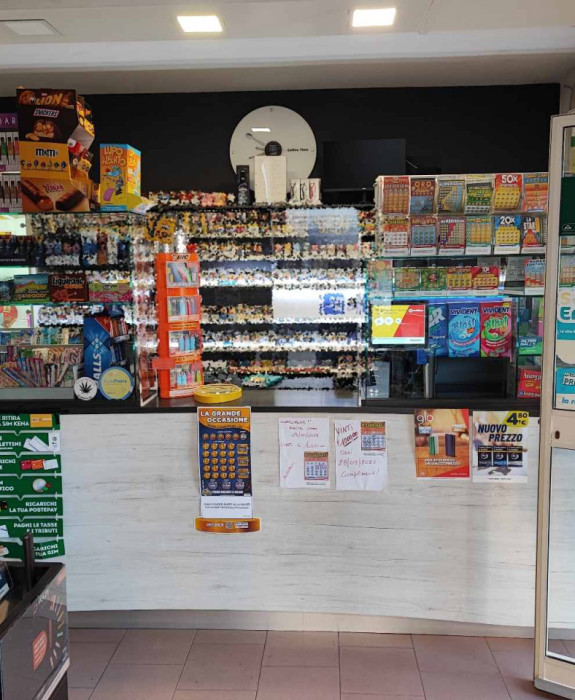 Tabaccheria Cartoleria Profumeria Edicola