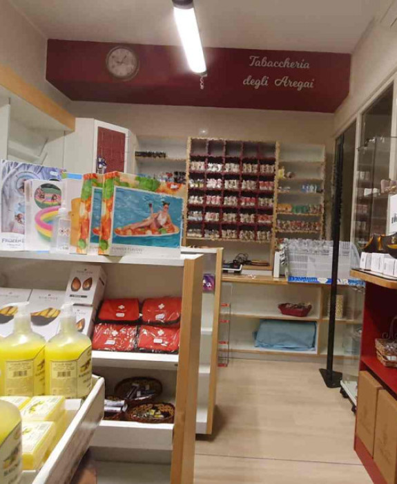 Tabaccheria Cartoleria Profumeria Edicola