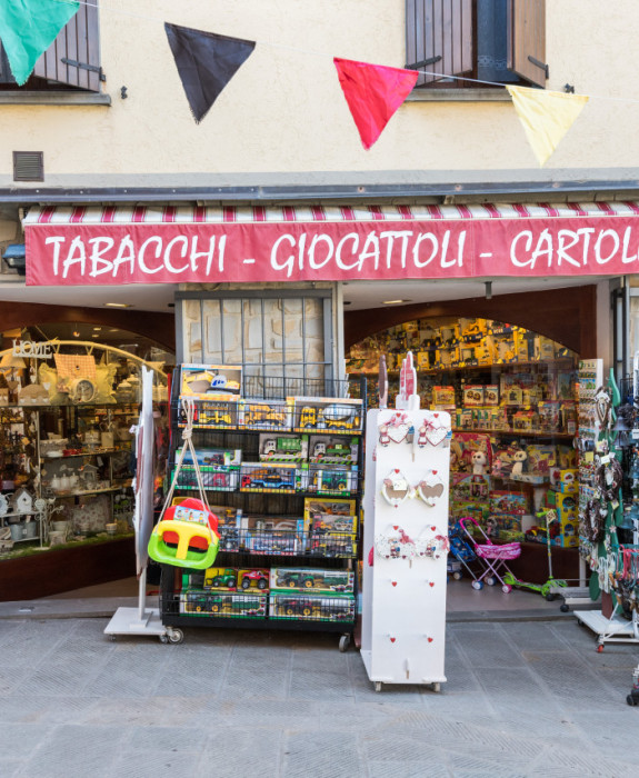 Tabaccheria Cartoleria Edicola Profumeria