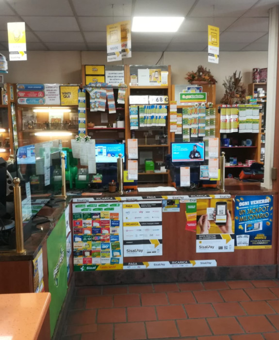 Tabaccheria Cartoleria Profumeria