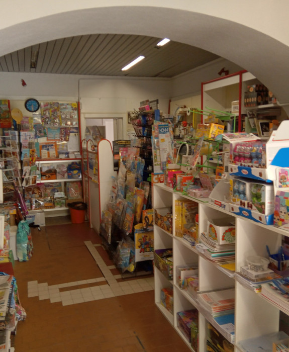 Tabaccheria Cartoleria Profumeria Edicola