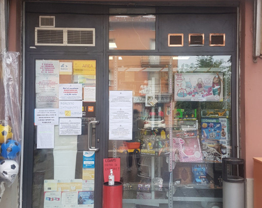 Tabaccheria Cartoleria Edicola Profumeria