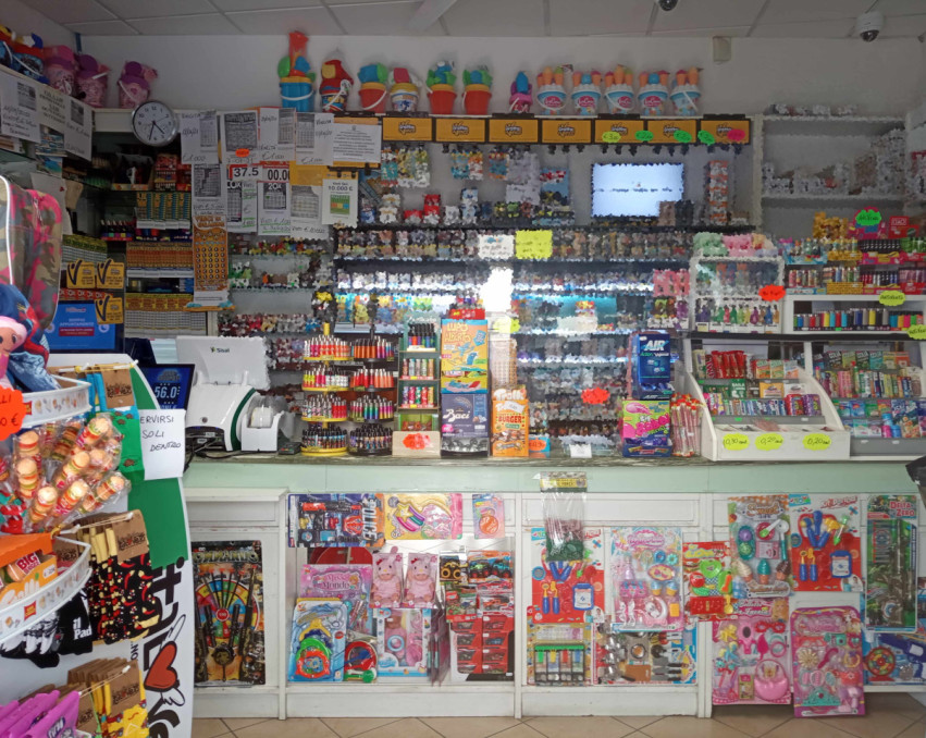 Tabaccheria Cartoleria Profumeria