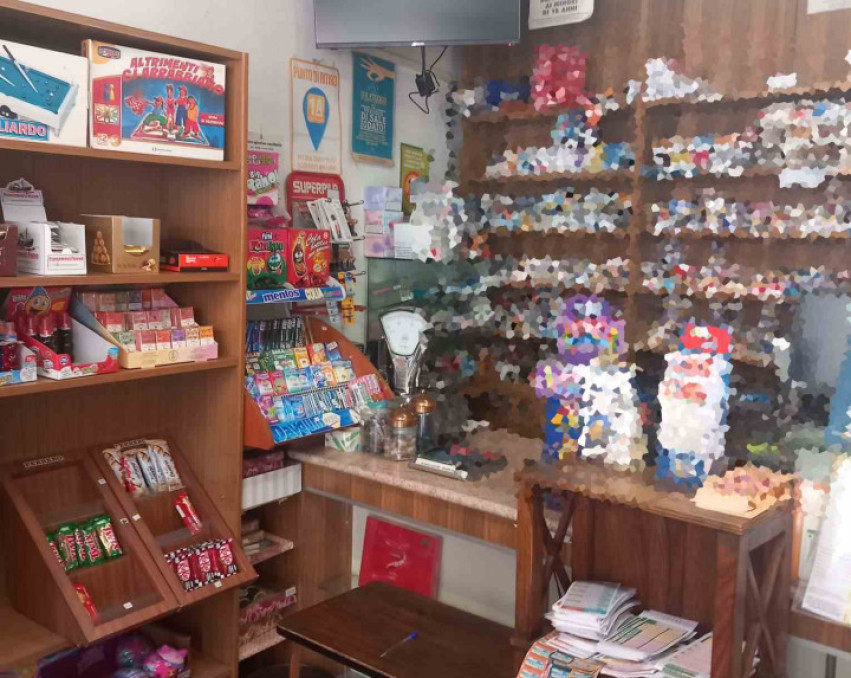 Tabaccheria Cartoleria Profumeria Edicola