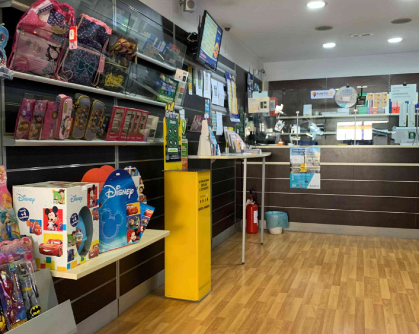 Tabaccheria Cartoleria Profumeria